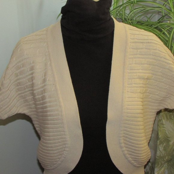 Peter Nygard Petites Cropped Knit Cardigan Sweater Shrug - Picture 11 of 12